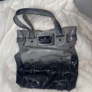 GIANNI BINI Gray Contemporary Shoulder Strap Large Shiny Purse Bag Plaid Lining